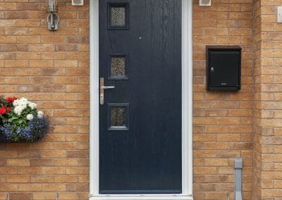3 Square Left Black
