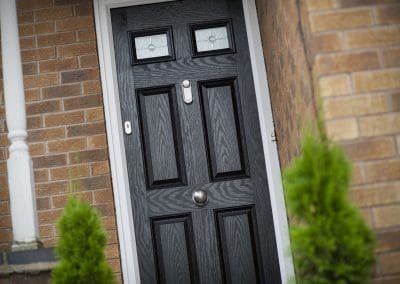 4 Panel 2 Square Black Finesse Glass